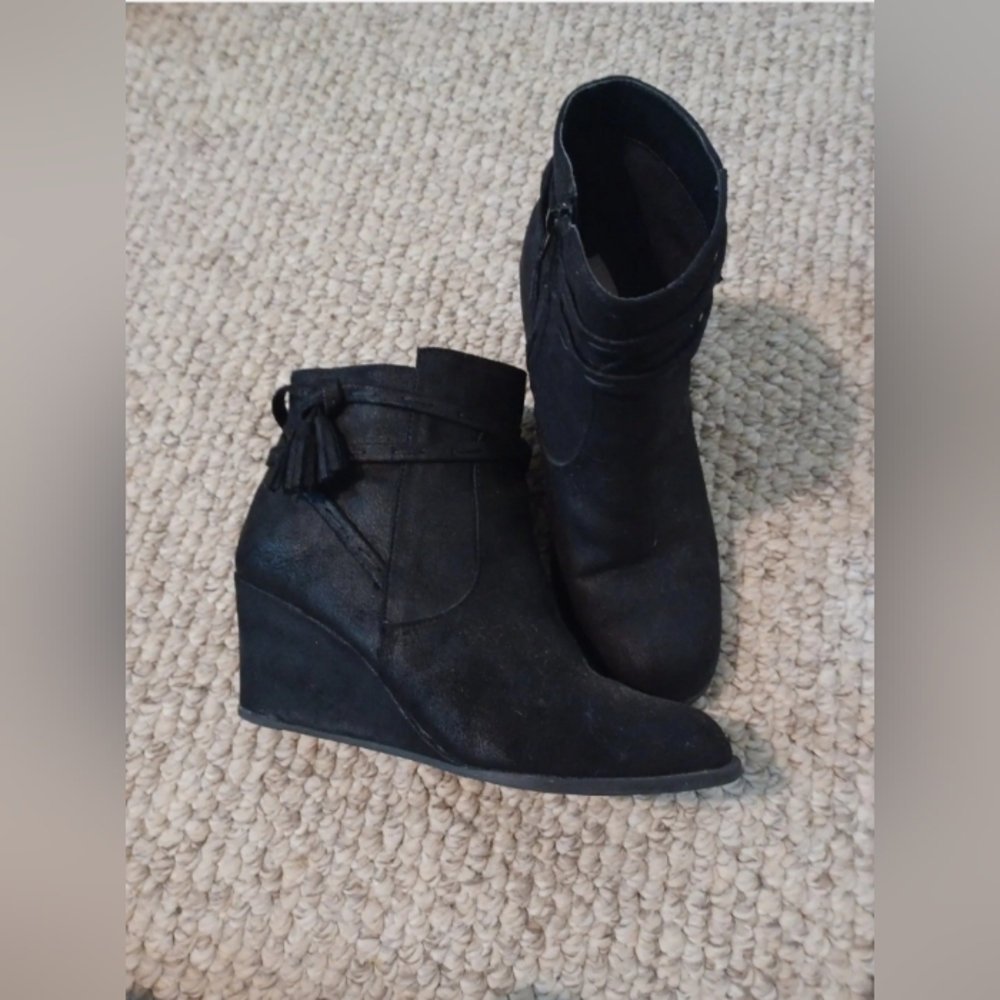 sugar tassle black booties ankle high